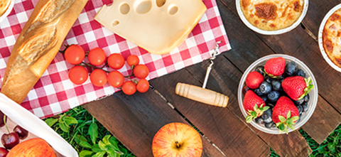 Consider outdoor temperatures when putting together a picnic. Consider avoiding foods that must be kept cold or hot. (For Spectrum Health Beat)
