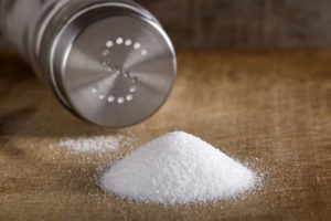 "Para los consumidores no resulta fácil consumir la cantidad recomendada de sodio en su dieta." (For Spectrum Health Beat)